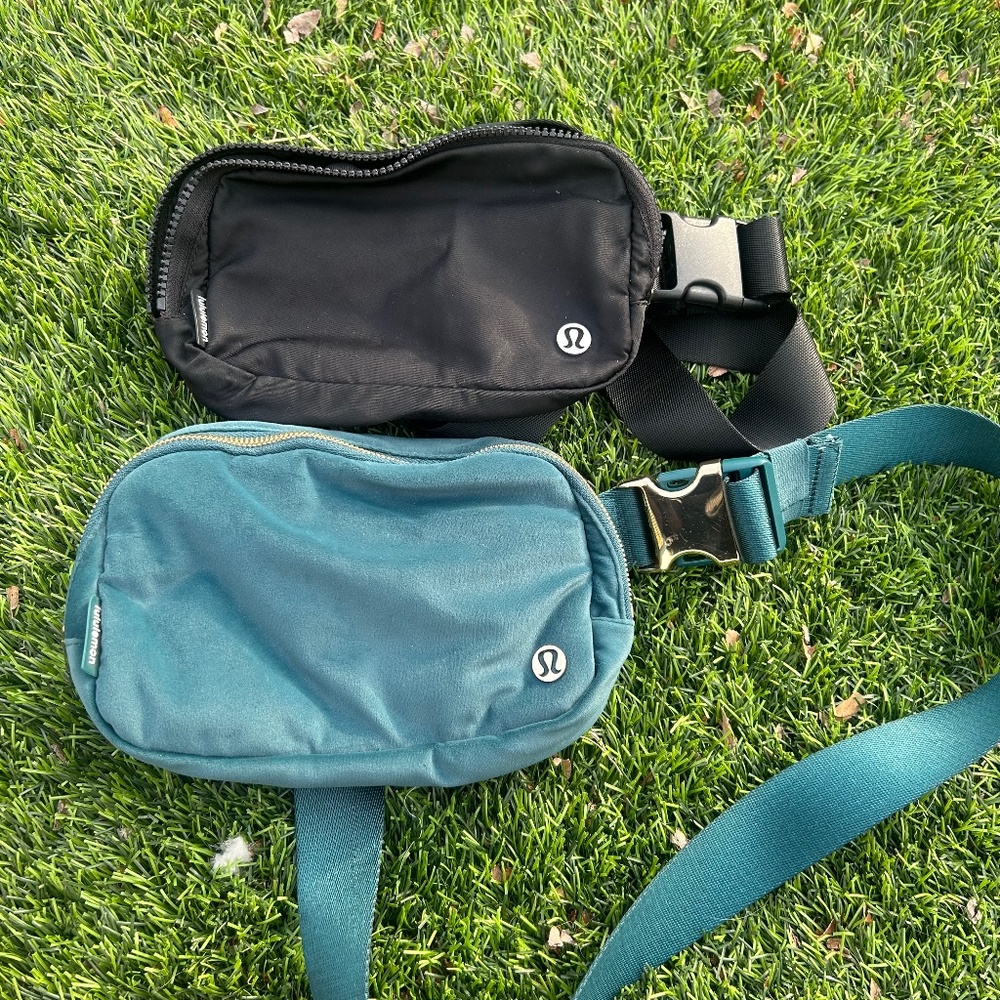Lululemon Belt bags x2 (Black & Teal Velour)